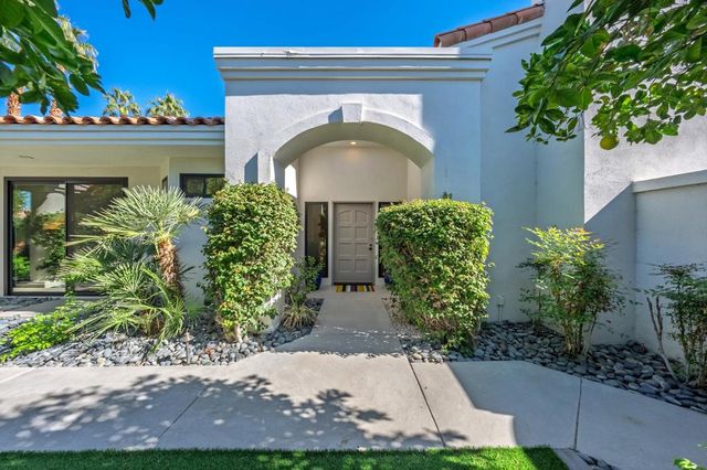 54672 Inverness Way, La Quinta, CA 92253