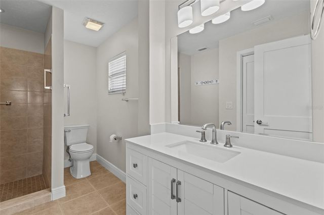 9821 HERNANDO COURT, Bradenton, FL 34210