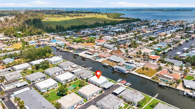 9821 HERNANDO COURT, Bradenton, FL 34210