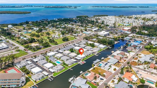 9821 HERNANDO COURT, Bradenton, FL 34210
