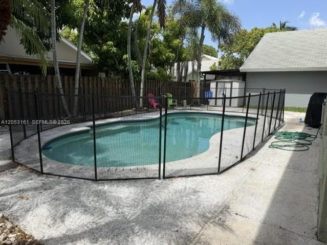 12236 NW 33rd St, Sunrise, FL 33323