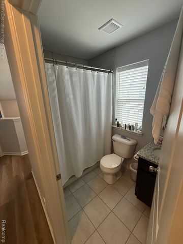 4931 Treeside Lane, Troy, MI 48098