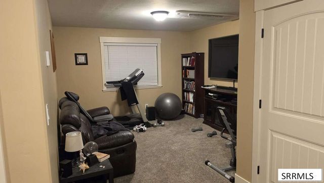 6853 S Packbridge Lane, Idaho Falls, ID 83406