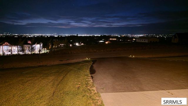 6853 S Packbridge Lane, Idaho Falls, ID 83406