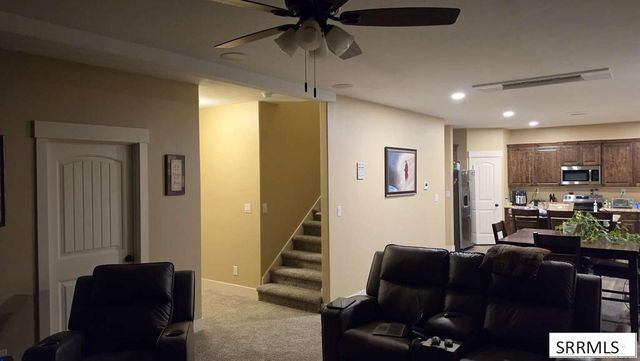 6853 S Packbridge Lane, Idaho Falls, ID 83406