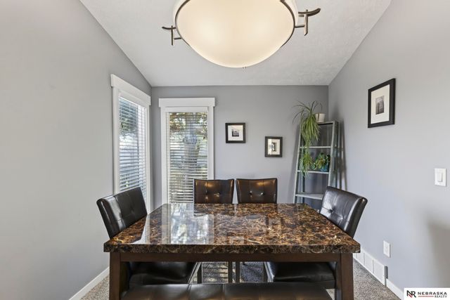 3721 Falcon Drive, Bellevue, NE 68123