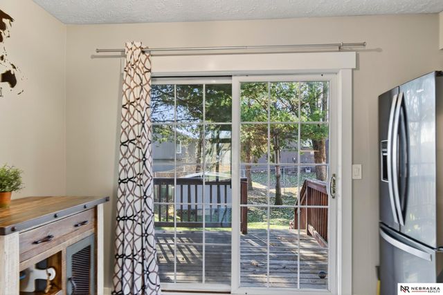 3721 Falcon Drive, Bellevue, NE 68123