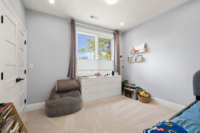 9 Johnson Pl 9, Newton, MA 02466