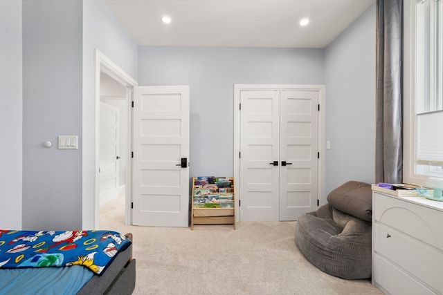 9 Johnson Pl 9, Newton, MA 02466