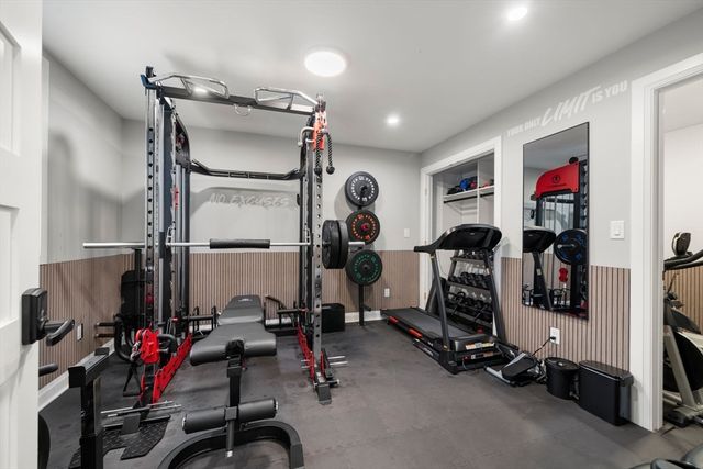 9 Johnson Pl 9, Newton, MA 02466