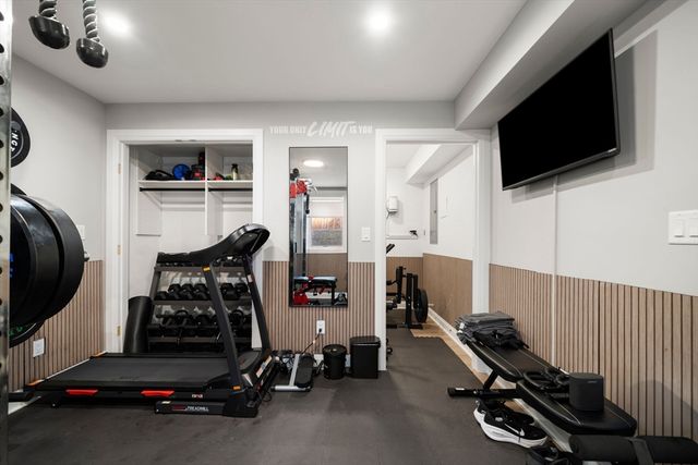9 Johnson Pl 9, Newton, MA 02466