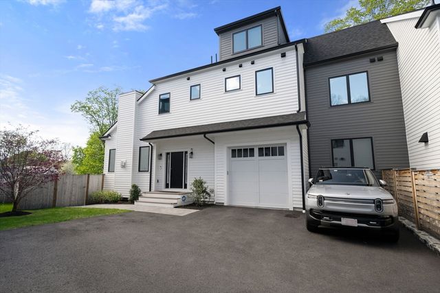 9 Johnson Pl 9, Newton, MA 02466