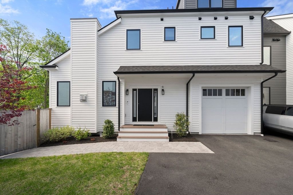 9 Johnson Pl 9, Newton, MA 02466