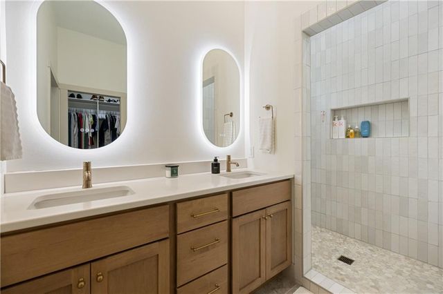 16039 366th St, Stanley, WI 54768