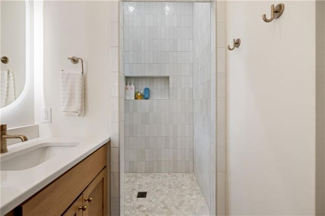 16039 366th St, Stanley, WI 54768