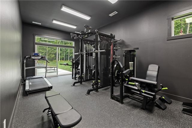 16039 366th St, Stanley, WI 54768