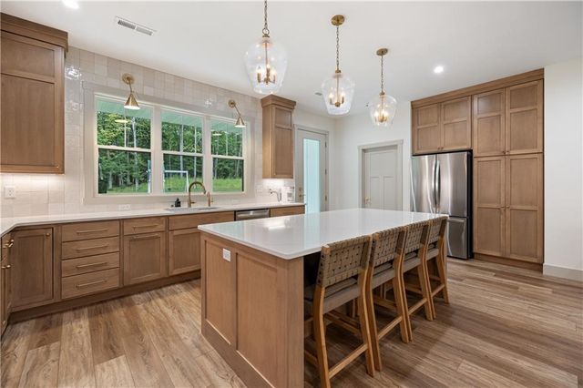 16039 366th St, Stanley, WI 54768