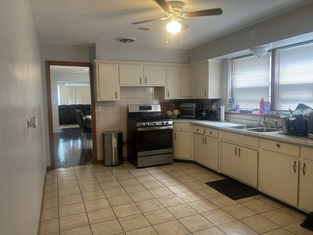 7406 S King Drive, Chicago, IL 60619