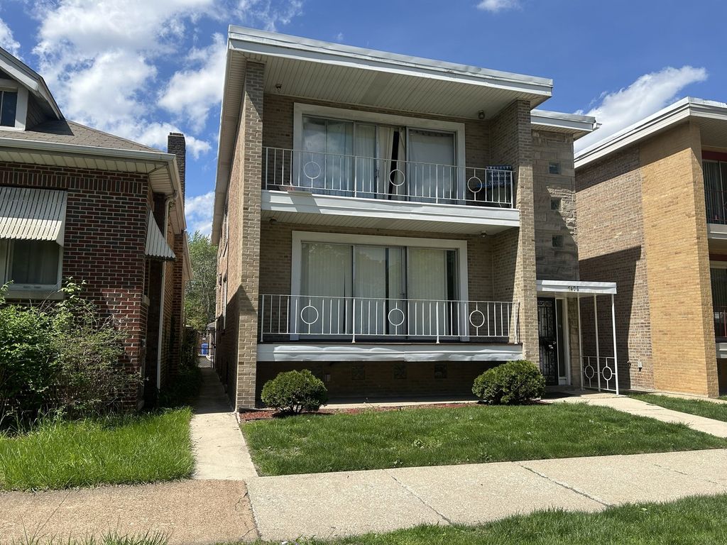 7406 S King Drive, Chicago, IL 60619