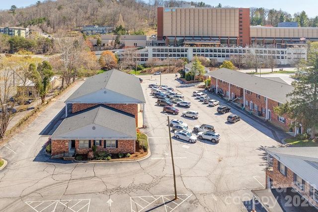 5G2 Doctors Park G2, Asheville, NC 28801