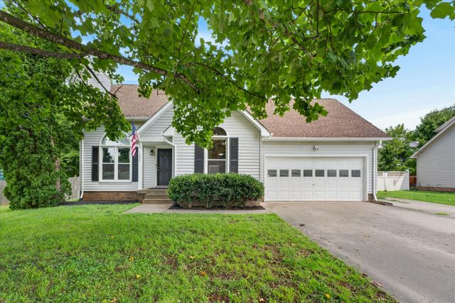 1223 Cobblestone Ln, Clarksville, TN 37042