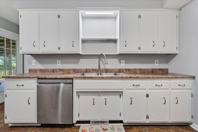 1223 Cobblestone Ln, Clarksville, TN 37042