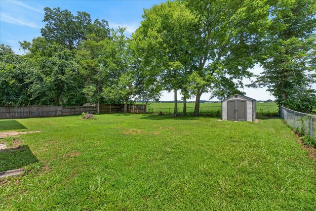 1223 Cobblestone Ln, Clarksville, TN 37042