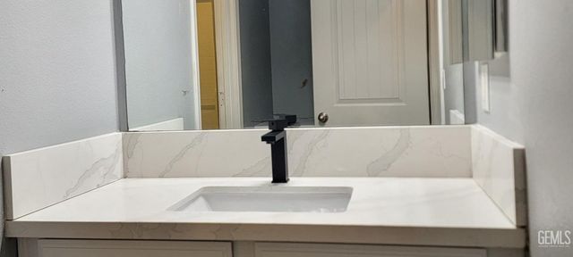 6009 Moonstone Peak Drive, Bakersfield, CA 93313