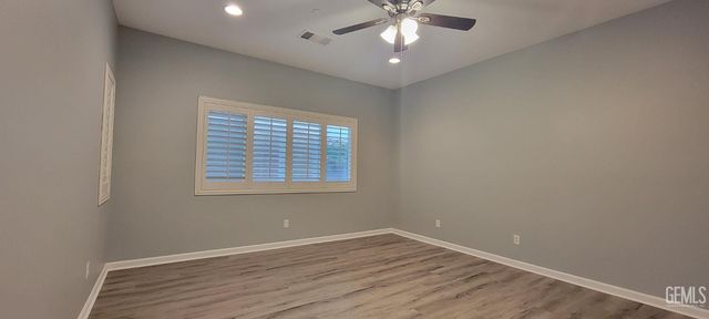 6009 Moonstone Peak Drive, Bakersfield, CA 93313