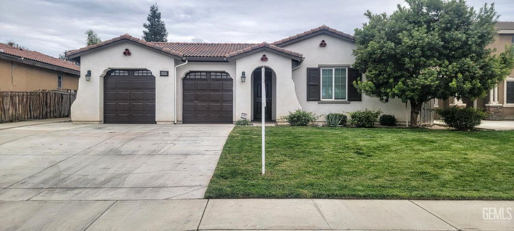 6009 Moonstone Peak Drive, Bakersfield, CA 93313