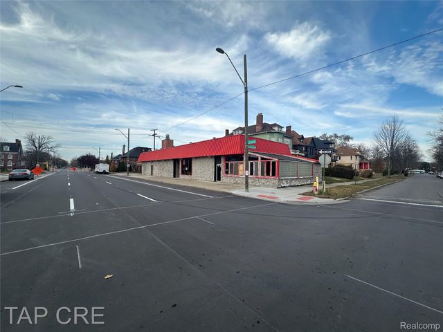 8902 Second, Detroit, MI 48202