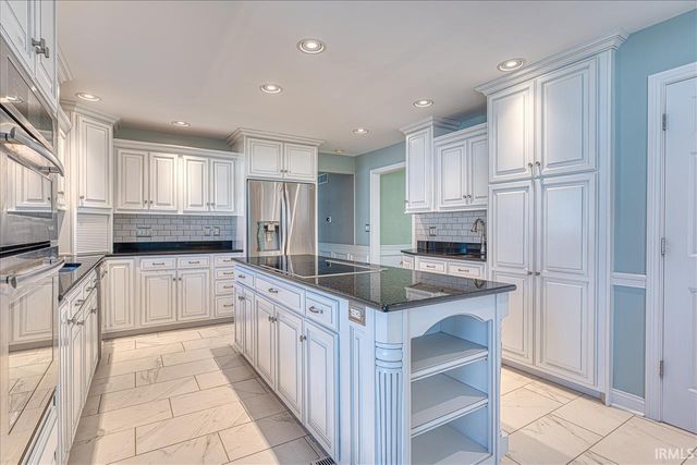 3144 Brookfield Drive, Newburgh, IN 47630