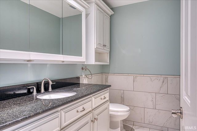 3144 Brookfield Drive, Newburgh, IN 47630