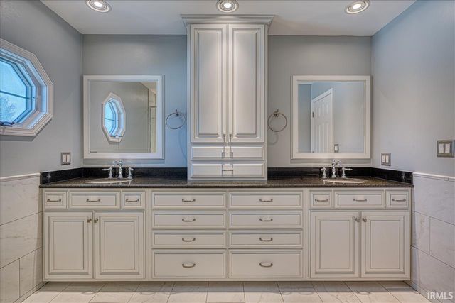 3144 Brookfield Drive, Newburgh, IN 47630