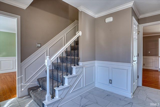 3144 Brookfield Drive, Newburgh, IN 47630