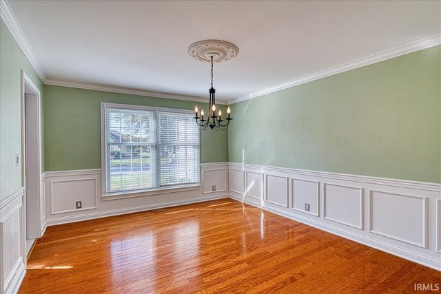 3144 Brookfield Drive, Newburgh, IN 47630