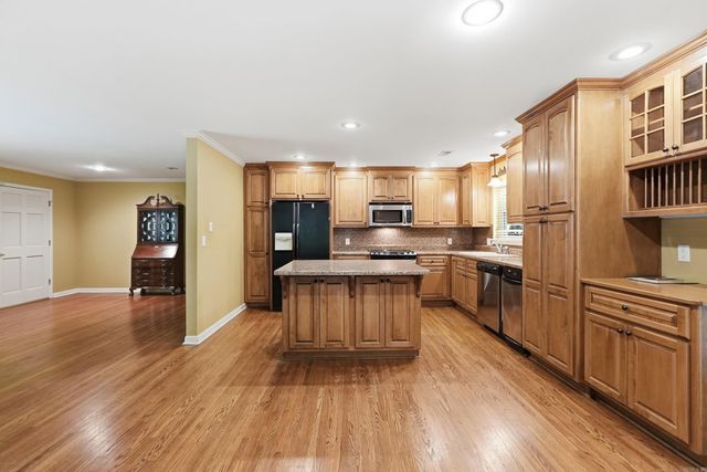 1611 Grove Hill Road, North Little Rock, AR 72116