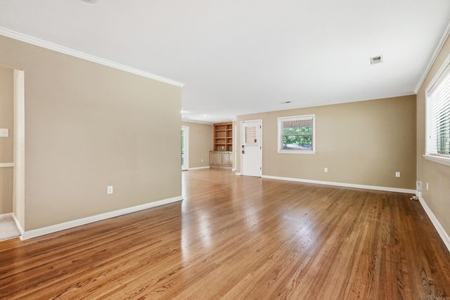 1611 Grove Hill Road, North Little Rock, AR 72116