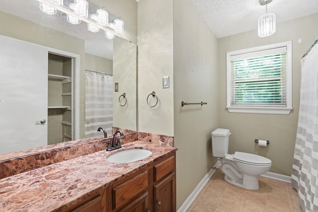 1611 Grove Hill Road, North Little Rock, AR 72116