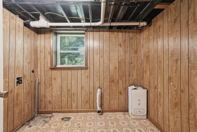 1611 Grove Hill Road, North Little Rock, AR 72116
