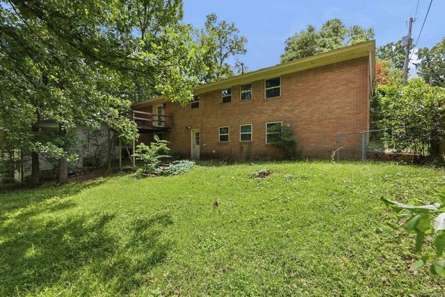 1611 Grove Hill Road, North Little Rock, AR 72116