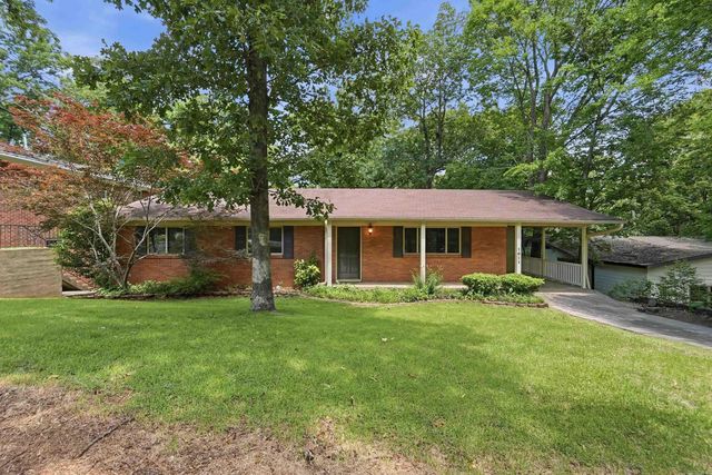 1611 Grove Hill Road, North Little Rock, AR 72116