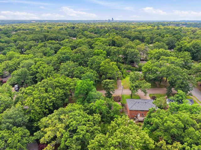1611 Grove Hill Road, North Little Rock, AR 72116
