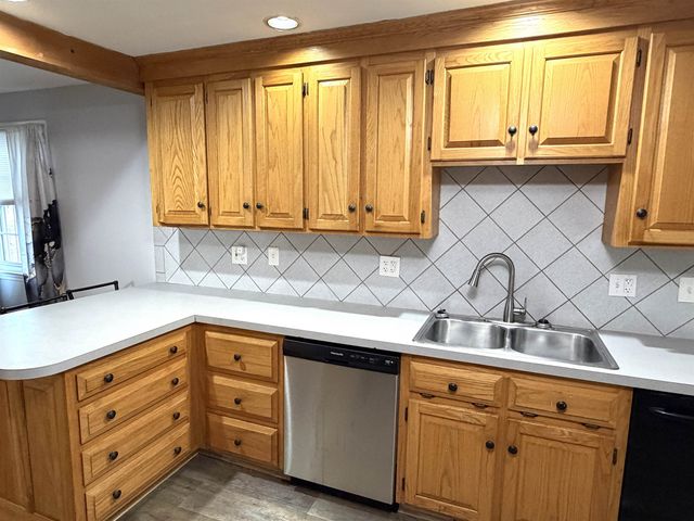 785 Brattleboro Road, Hinsdale, NH 03451