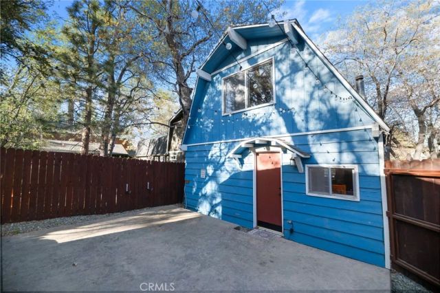 672 Holmes, Sugarloaf, CA 92386