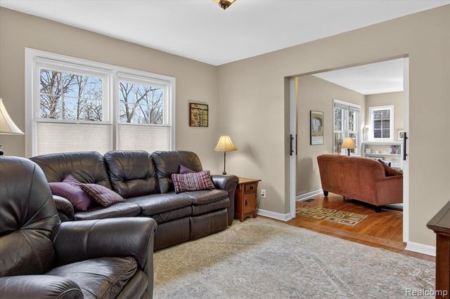 1128 Birk Avenue, Ann Arbor, MI 48103