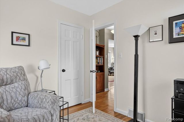 1128 Birk Avenue, Ann Arbor, MI 48103