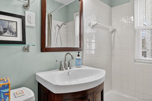 1128 Birk Avenue, Ann Arbor, MI 48103