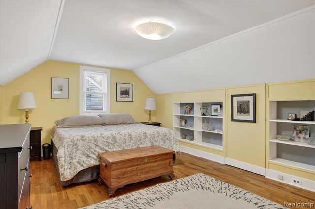 1128 Birk Avenue, Ann Arbor, MI 48103