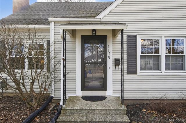 1128 Birk Avenue, Ann Arbor, MI 48103